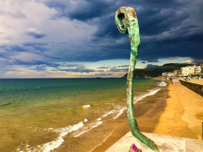 Playa de Zarautz en primavera : foto en Zarautz