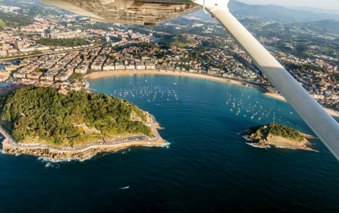 Preciosa desde abajo y desde el aire: foto en Donostia-San Sebastián