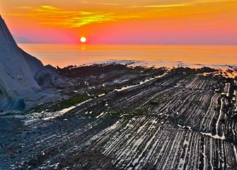 Puesta de Sol en los Flych de Zumaia