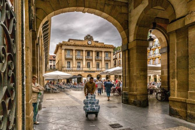 El repartidor: foto en Donostia-San Sebastián