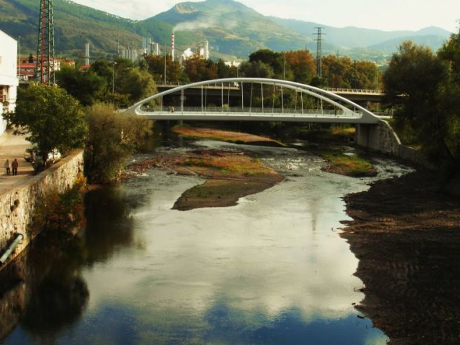 rio: foto en Hernani