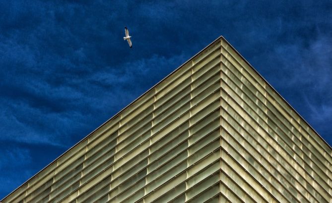 Sobrevolando el Kursaal: foto en Donostia-San Sebastián