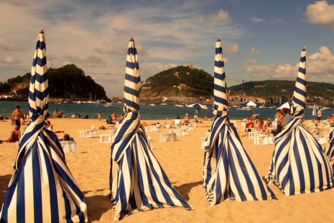 toldos recogidos: foto en Donostia-San Sebastián