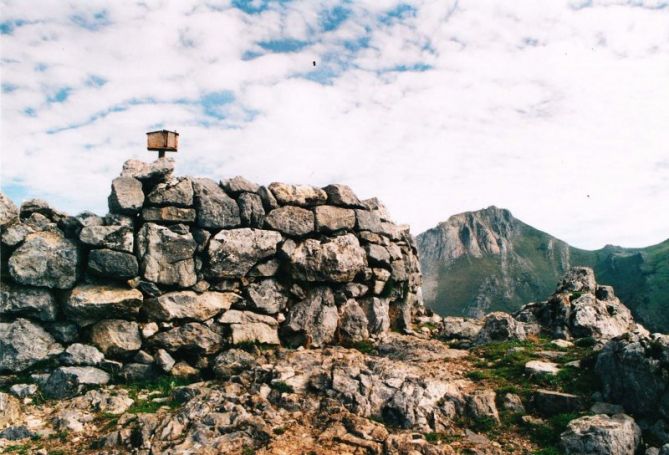 Vista desde la cima de Auza Gaztelu: foto en Zaldibia