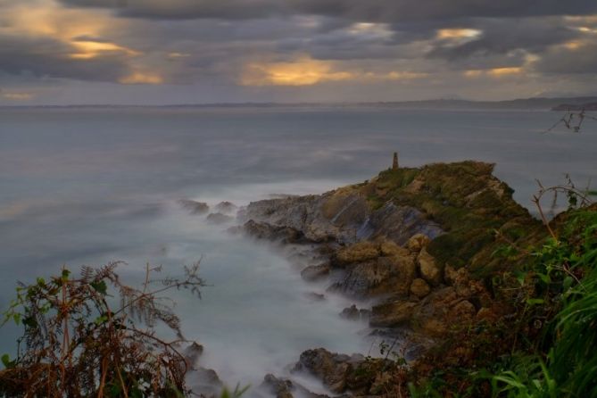 Vistas hacia el mar.: foto en Hondarribia