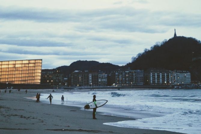 Zurriola gauean: foto en Donostia-San Sebastián