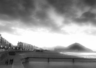 Zurriola txuri-beltzean