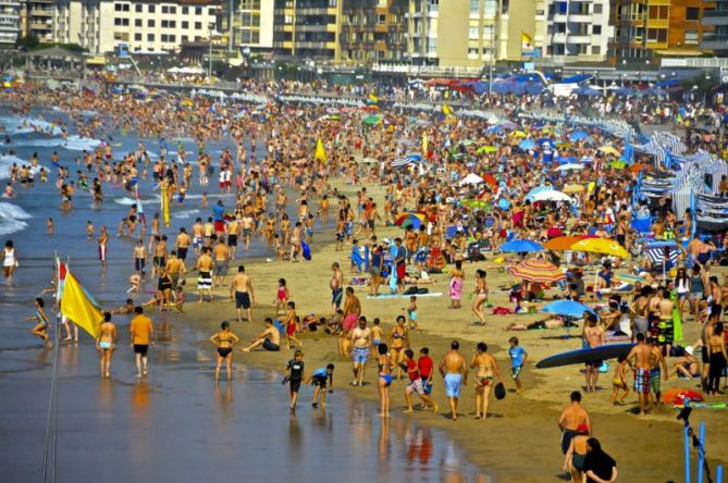 Playa de Zarautz : foto en Zarautz