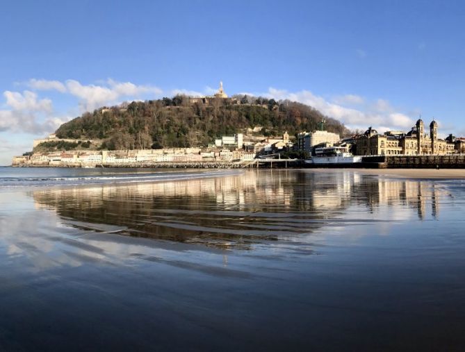 Reflejos de mar: foto en Donostia-San Sebastián