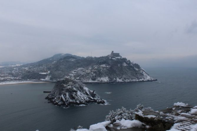 Santa Klara eta Igeldo: foto en Donostia-San Sebastián