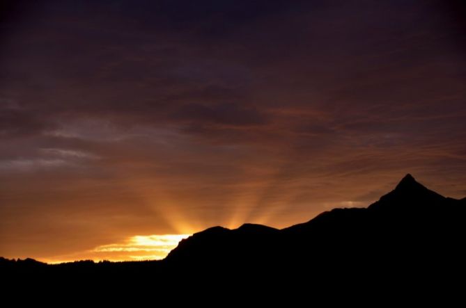 AMANECER EN TXINDOKI: foto en Zaldibia