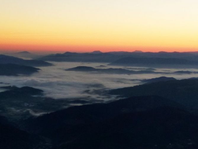 Amaneciendo: foto en Zegama