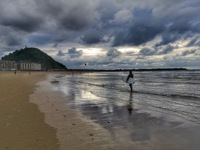 Atardeciendo: foto en Donostia-San Sebastián