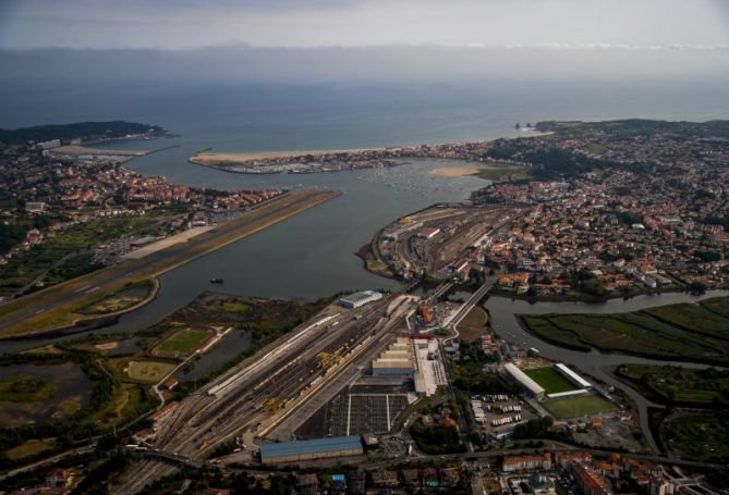 Bahia de Txingudi 1: foto en Hondarribia