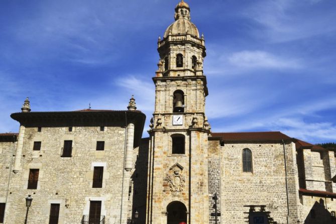 BERGARAKO GOIKO PLAZA: foto en Bergara