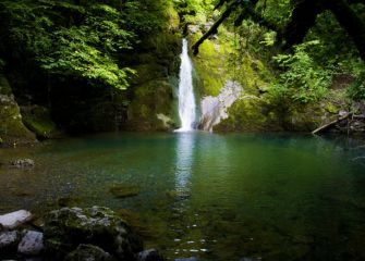 Cascadas naturales 