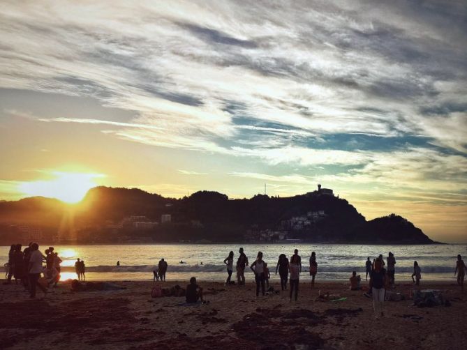 Cerrando el día.: foto en Donostia-San Sebastián