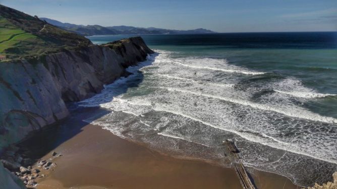 Colores sobre el mar: foto en Zumaia