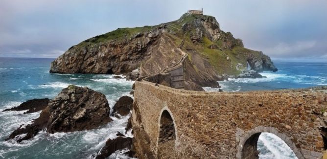 Dia de lluvia en Zurriola: foto en Donostia-San Sebastián