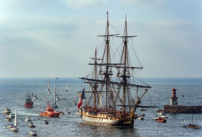 Entrada al puerto de Pasaya: foto en Pasaia