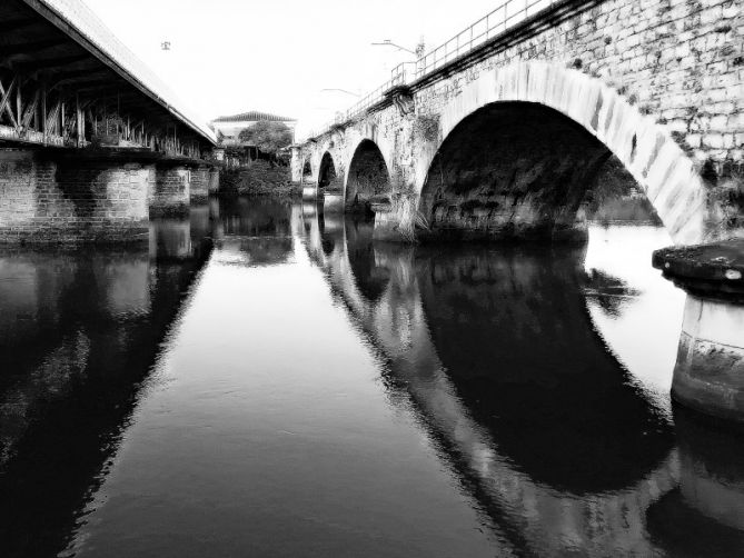 Entre dos puentes: foto en Irun