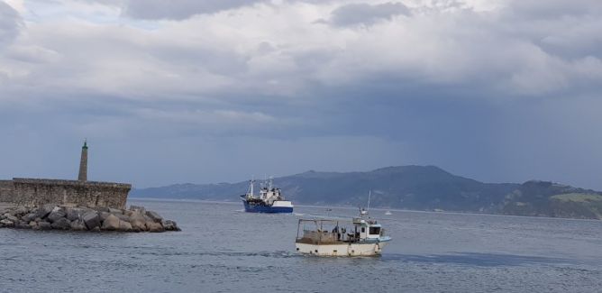 A faenar: foto en Getaria