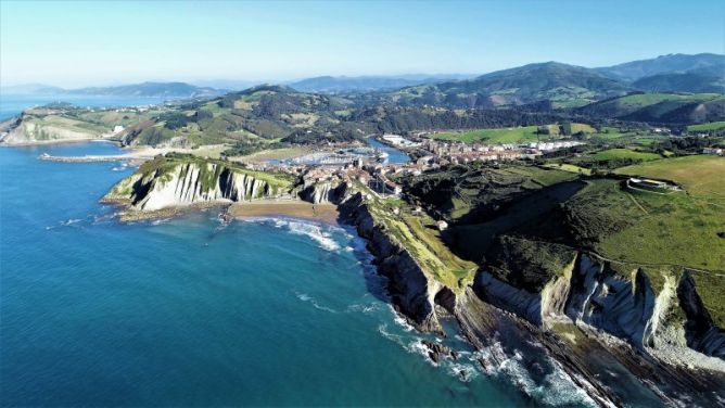 Flish de Zumaia.: foto en Zumaia