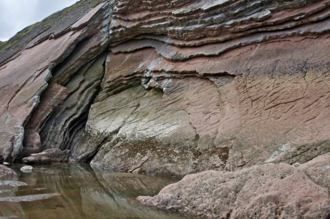 Flysh de Zumaia -14: foto en Zumaia