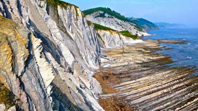 Flysh de Zumaia : foto en Zumaia