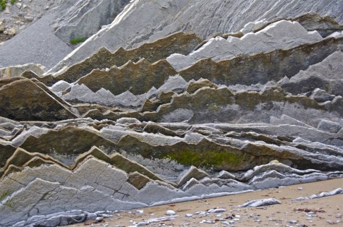 Flysh de Zumaia : foto en Zumaia