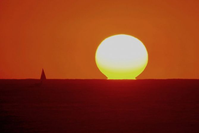 El gran Sol se acuesta : foto en Zarautz