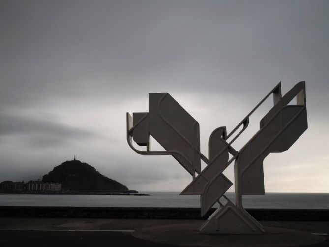 Gris: foto en Donostia-San Sebastián