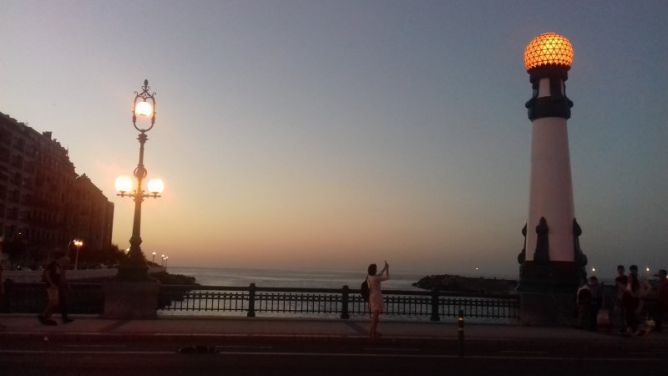 Guardianes de la luz: foto en Donostia-San Sebastián