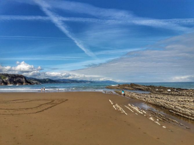 ITZURUN: foto en Zumaia