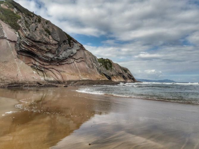 ITZURUN: foto en Zumaia