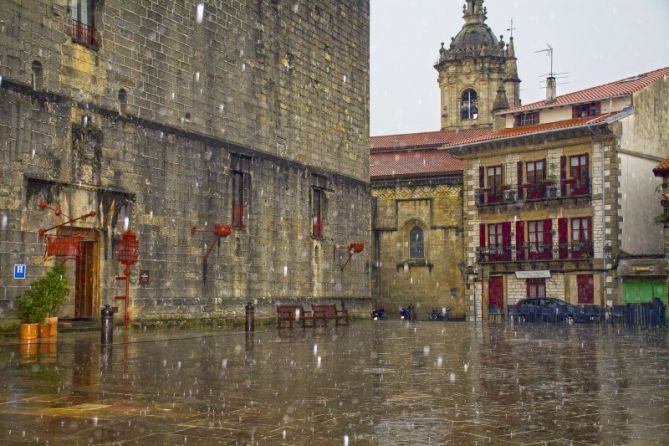 Y LLegó el chaparrón: foto en Hondarribia