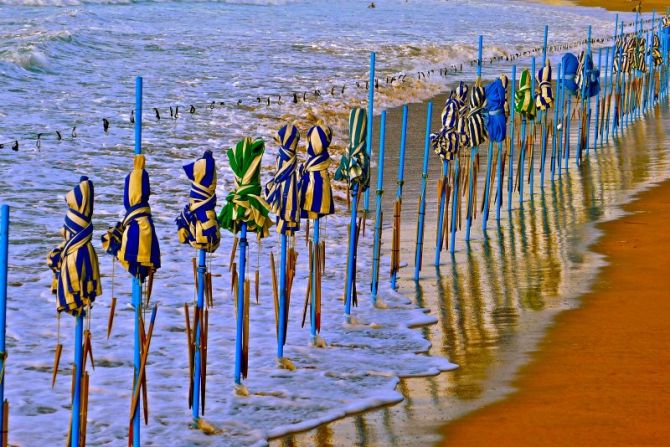 Marea alta en la playa de Zarautz : foto en Zarautz