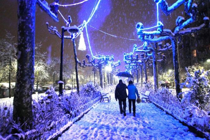 Navidad colorida: foto en Beasain