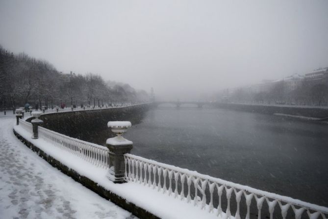 Nieve en el Paseo de Francia: foto en Donostia-San Sebastián