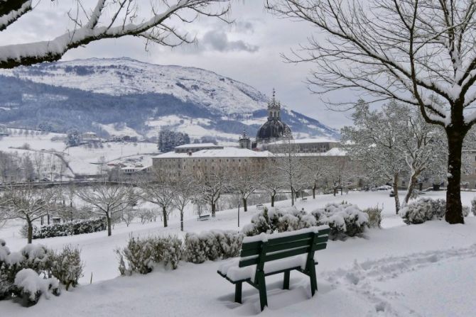 Parte Trasera De Loiola Foto De Azpeitia Calendario De Gipuzkoa