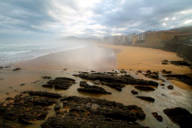 Playa brillante: foto en Zarautz