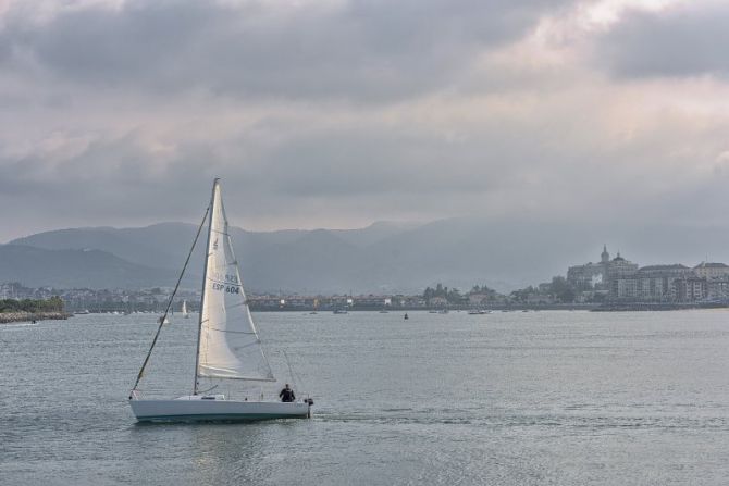 POR EL BIDASOA: foto en Hondarribia