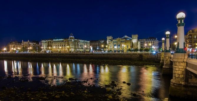 Reflejos: foto en Donostia-San Sebastián