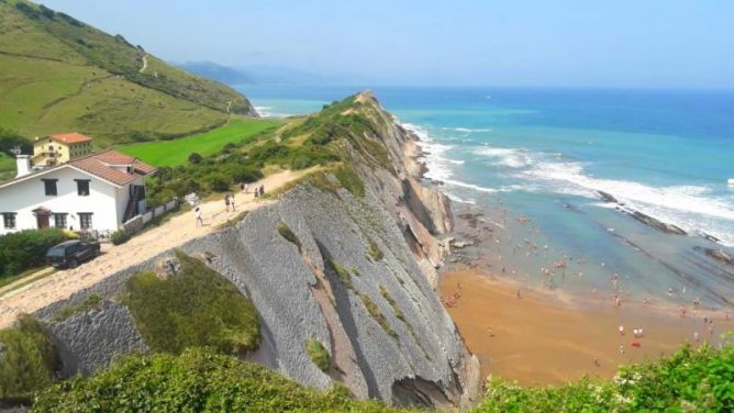 senderismo por la GR-121 a Zumaia: foto en Zumaia