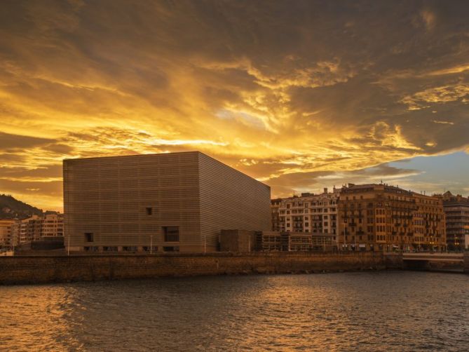 Sentitu egunsentia: foto en Donostia-San Sebastián