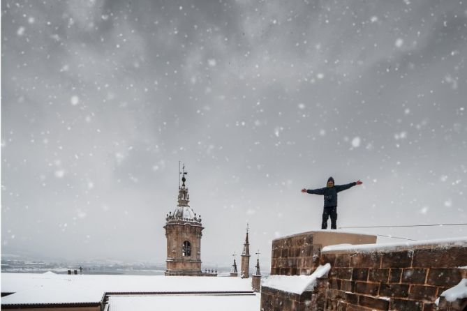 Sobre el tejado: foto en Hondarribia