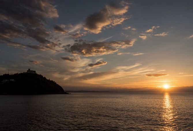 El sol se esconde: foto en Donostia-San Sebastián