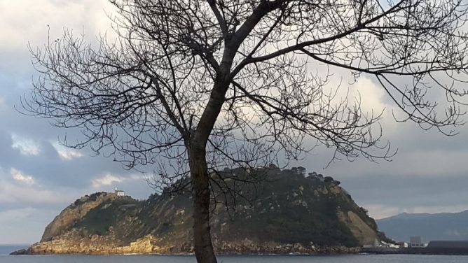 A la sombra: foto en Getaria