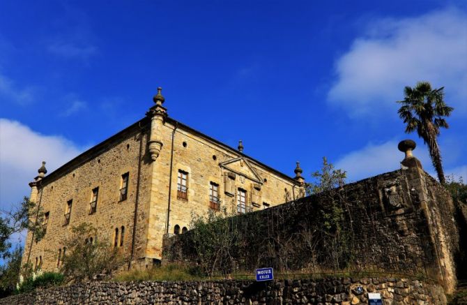 TORRE MOIUA : foto en Bergara