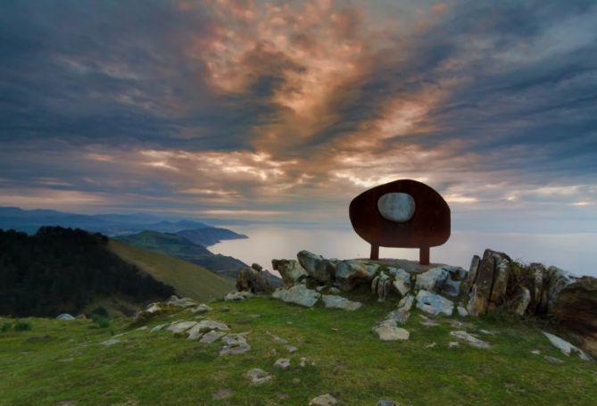 Unión de los pueblos: foto en Hondarribia